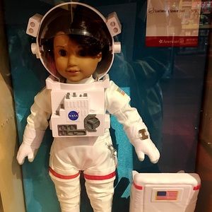 Meet your Posher, Desiree